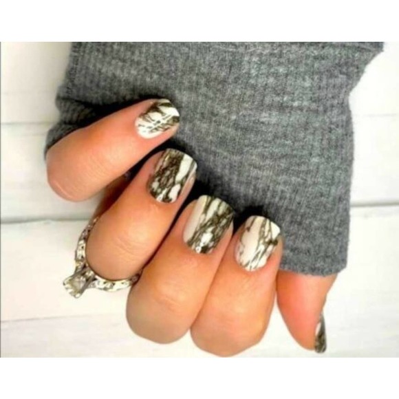 Color Street Nail Strips Mystic Marble, Retired - Picture 4 of 8